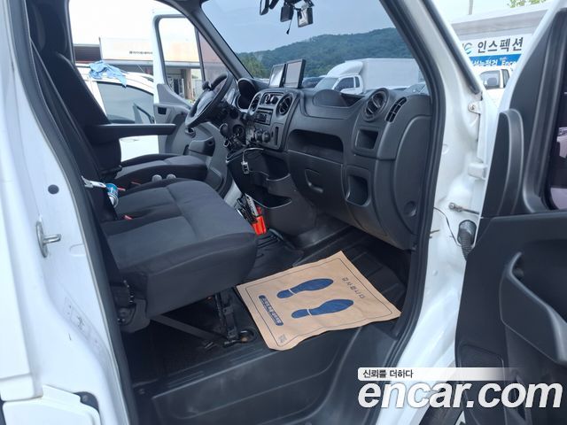 Renault Korea Master 2.3 15-Seater 2019 — фото 10