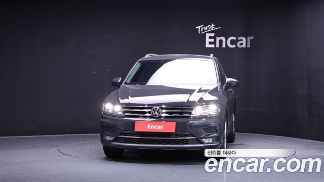 Volkswagen Tiguan (II) 2.0 TDI Premium 2018 — фото 3