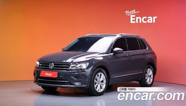 Volkswagen Tiguan (II) 2.0 TDI Premium 2018 — фото 1