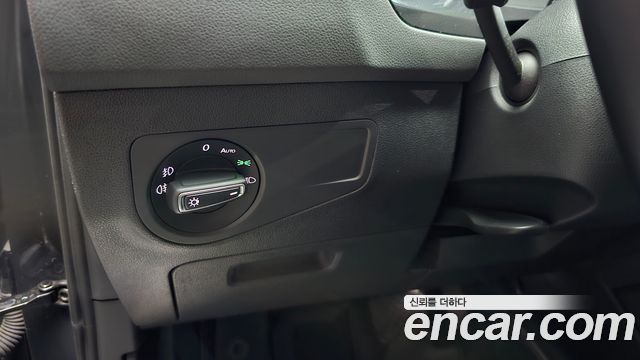 Volkswagen Tiguan (II) 2.0 TDI Premium 2018 — фото 28