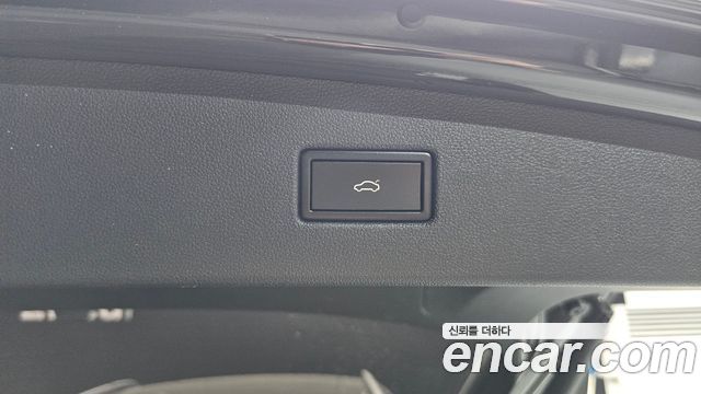 Volkswagen Tiguan (II) 2.0 TDI Premium 2018 — фото 34
