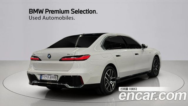 BMW 7 Series (G70) 740i xDrive M Sport Limited 2025 — фото 2