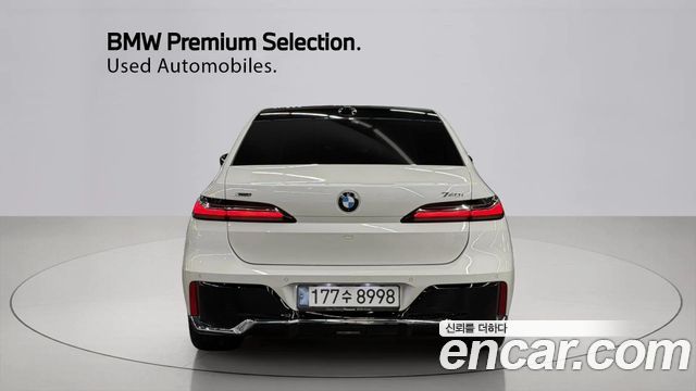 BMW 7 Series (G70) 740i xDrive M Sport Limited 2025 — фото 4