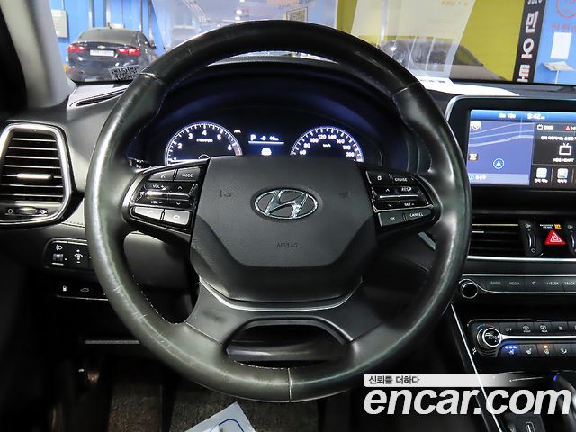 Hyundai Grandeur (IG) 2.4 Premium 2019 — фото 15