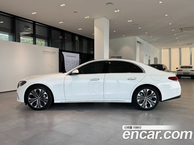Mercedes-Benz E-Class (W214) E350e 4MATIC 2026 — фото 8