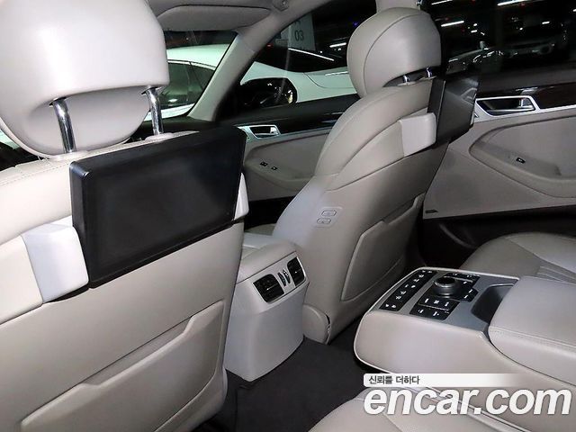 Genesis G80 3.3 GDI AWD Premium Luxury 2017 — фото 19