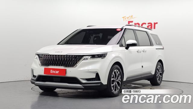 Kia Carnival (IV) Gasoline 9-Seater Prestige 2023 — фото 1