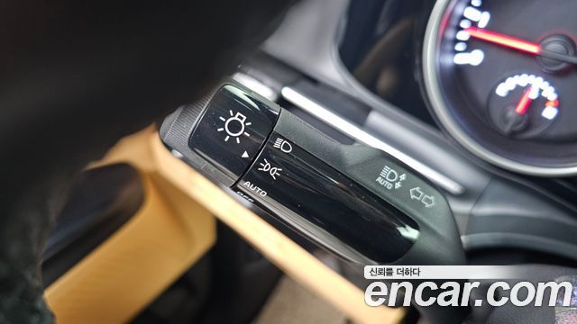 Kia Carnival (IV) Gasoline 9-Seater Prestige 2023 — фото 19