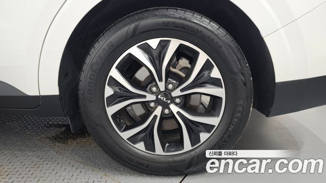 Kia Carnival (IV) Gasoline 9-Seater Prestige 2023 — фото 21