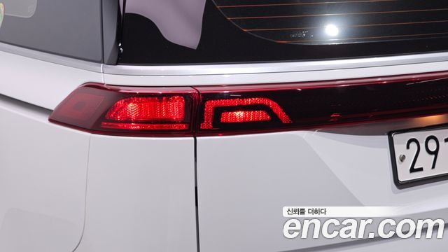 Kia Carnival (IV) Gasoline 9-Seater Prestige 2023 — фото 23