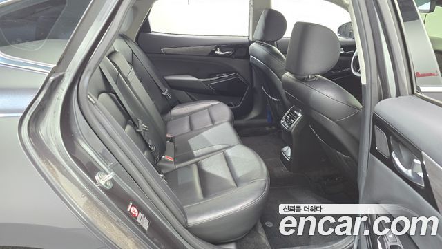 Kia K7 Premier 2.5 GDI Noblesse 2020 — фото 11