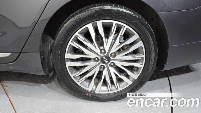 Kia K7 Premier 2.5 GDI Noblesse 2020 — фото 21