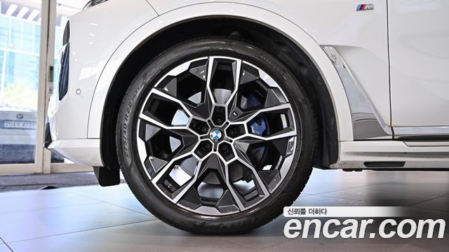 BMW X7 (G07) xDrive 40i M Sport 7STR 2024 — фото 5