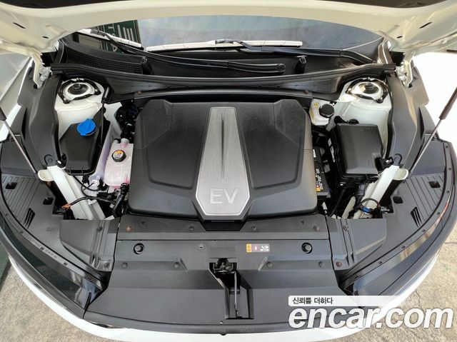 Kia EV6 GT 4WD 2023 — фото 6