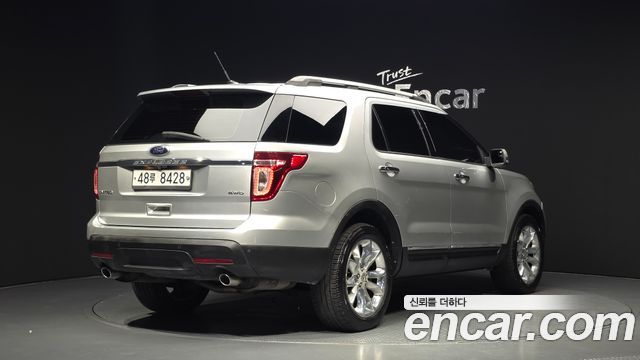 Ford Explorer 3.5 Limited 4WD 5th 2013 — фото 2