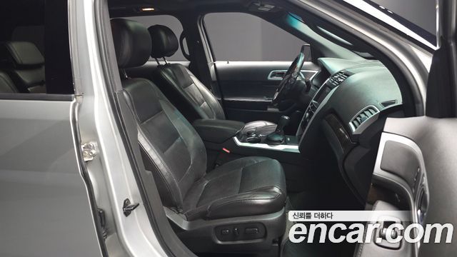 Ford Explorer 3.5 Limited 4WD 5th 2013 — фото 11