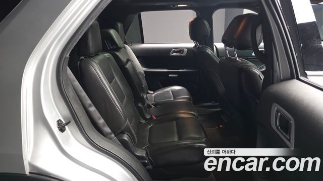 Ford Explorer 3.5 Limited 4WD 5th 2013 — фото 12