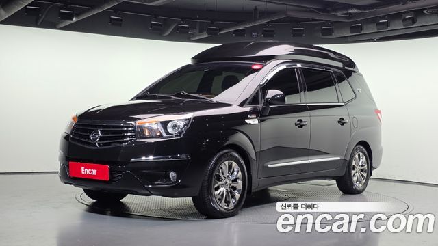 KG Mobility (SsangYong) Korando Turismo 4WD Chateau 9-seater High-roof