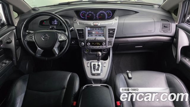 KG Mobility (SsangYong) Korando Turismo 4WD Chateau 9-seater High-roof 2017 — фото 7