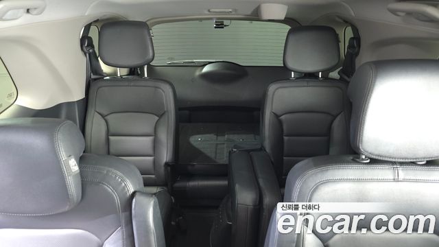 KG Mobility (SsangYong) Korando Turismo 4WD Chateau 9-seater High-roof 2017 — фото 18