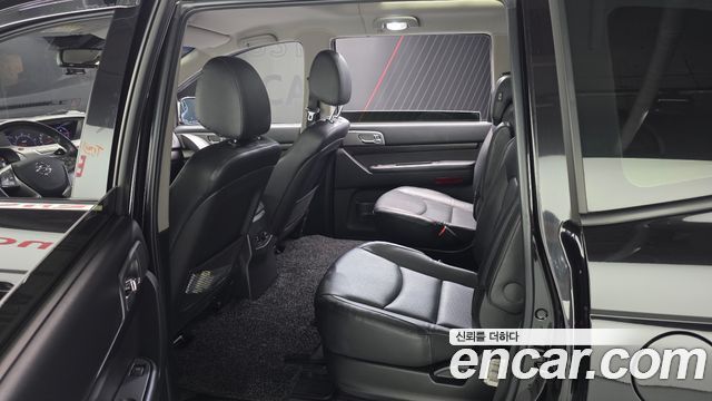 KG Mobility (SsangYong) Korando Turismo 4WD Chateau 9-seater High-roof 2017 — фото 26