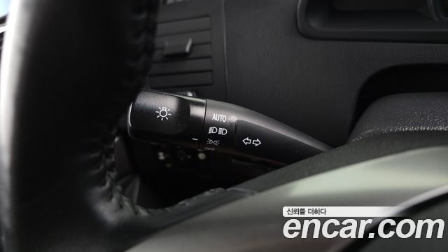 KG Mobility (SsangYong) Korando Turismo 4WD Chateau 9-seater High-roof 2017 — фото 31