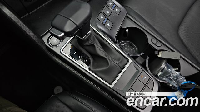 Kia Sportage (V) LPG 2.0 2WD Prestige 2026 — фото 9