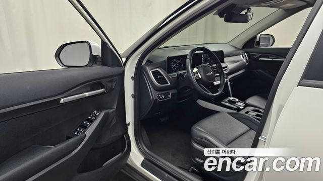 Kia Seltos Gasoline 2.0 2WD Prestige 2024 — фото 10