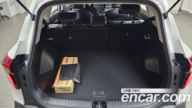Kia Seltos Gasoline 2.0 2WD Prestige 2024 — фото 20