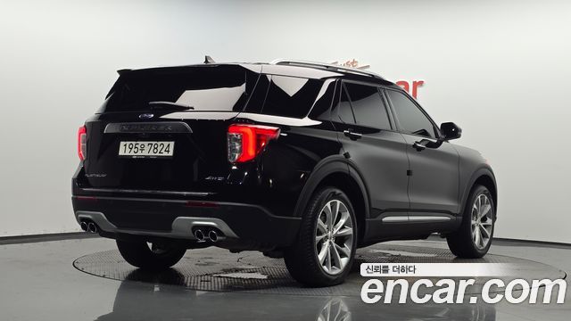 Ford Explorer (VI) 3.0 Platinum 4WD 2021 — фото 2