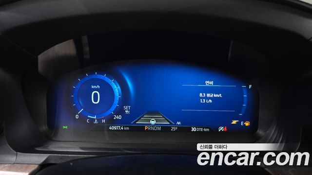 Ford Explorer (VI) 3.0 Platinum 4WD 2021 — фото 8