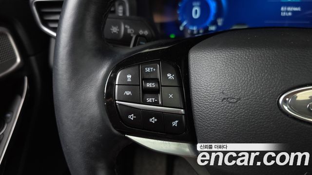 Ford Explorer (VI) 3.0 Platinum 4WD 2021 — фото 17
