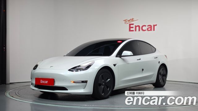 Tesla Model 3 Long Range AWD