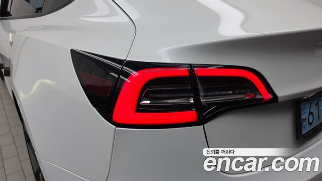 Tesla Model 3 Long Range AWD 2021 — фото 23