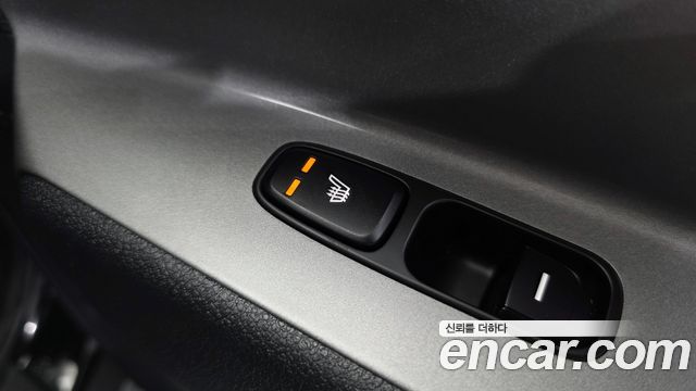 Kia Niro Plus Air 2023 — фото 19