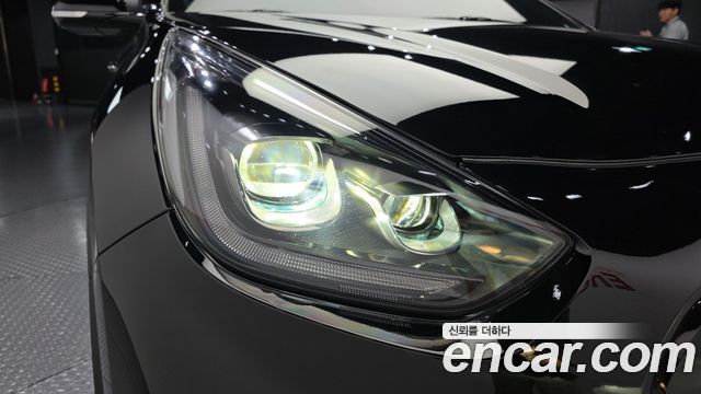 Kia Niro Plus Air 2023 — фото 22