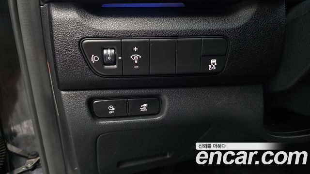 Kia Niro Plus Air 2023 — фото 27