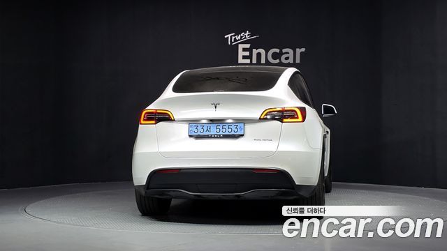 Tesla Model Y Long Range AWD 2021 — фото 4