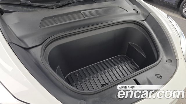 Tesla Model Y Long Range AWD 2021 — фото 6