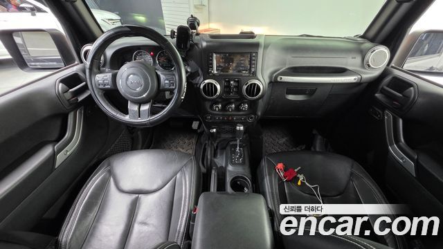 Jeep Wrangler (JK) 3.6 Sahara 4Door 2017 — фото 7