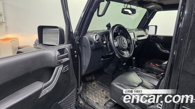 Jeep Wrangler (JK) 3.6 Sahara 4Door 2017 — фото 10