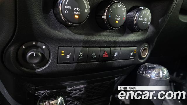 Jeep Wrangler (JK) 3.6 Sahara 4Door 2017 — фото 19