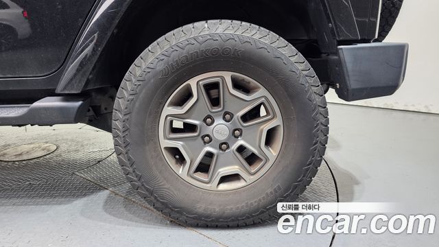 Jeep Wrangler (JK) 3.6 Sahara 4Door 2017 — фото 21