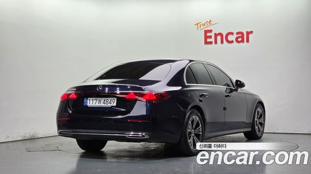 Mercedes-Benz E-Class (W214) E200 Avantgarde 2024 — фото 2