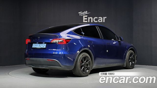 Tesla Model Y Long Range AWD 2022 — фото 2