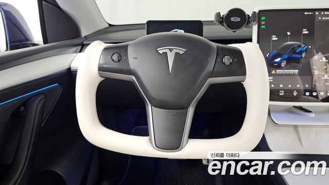 Tesla Model Y Long Range AWD 2022 — фото 13