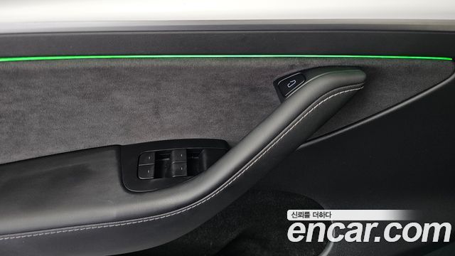 Tesla Model Y Long Range AWD 2022 — фото 30