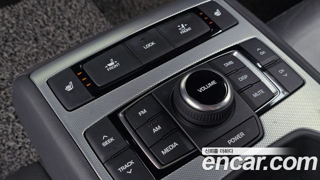 Genesis G80 3.3 GDI AWD Luxury 2017 — фото 18