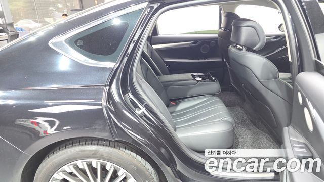 Genesis Electrified G80 (RG3) e-AWD 2022 — фото 11