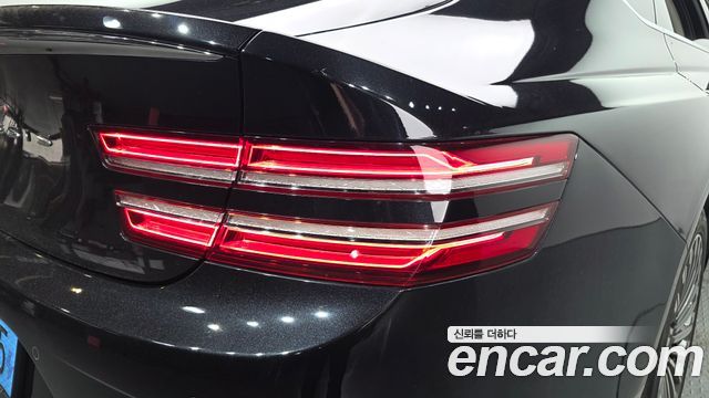Genesis Electrified G80 (RG3) e-AWD 2022 — фото 23